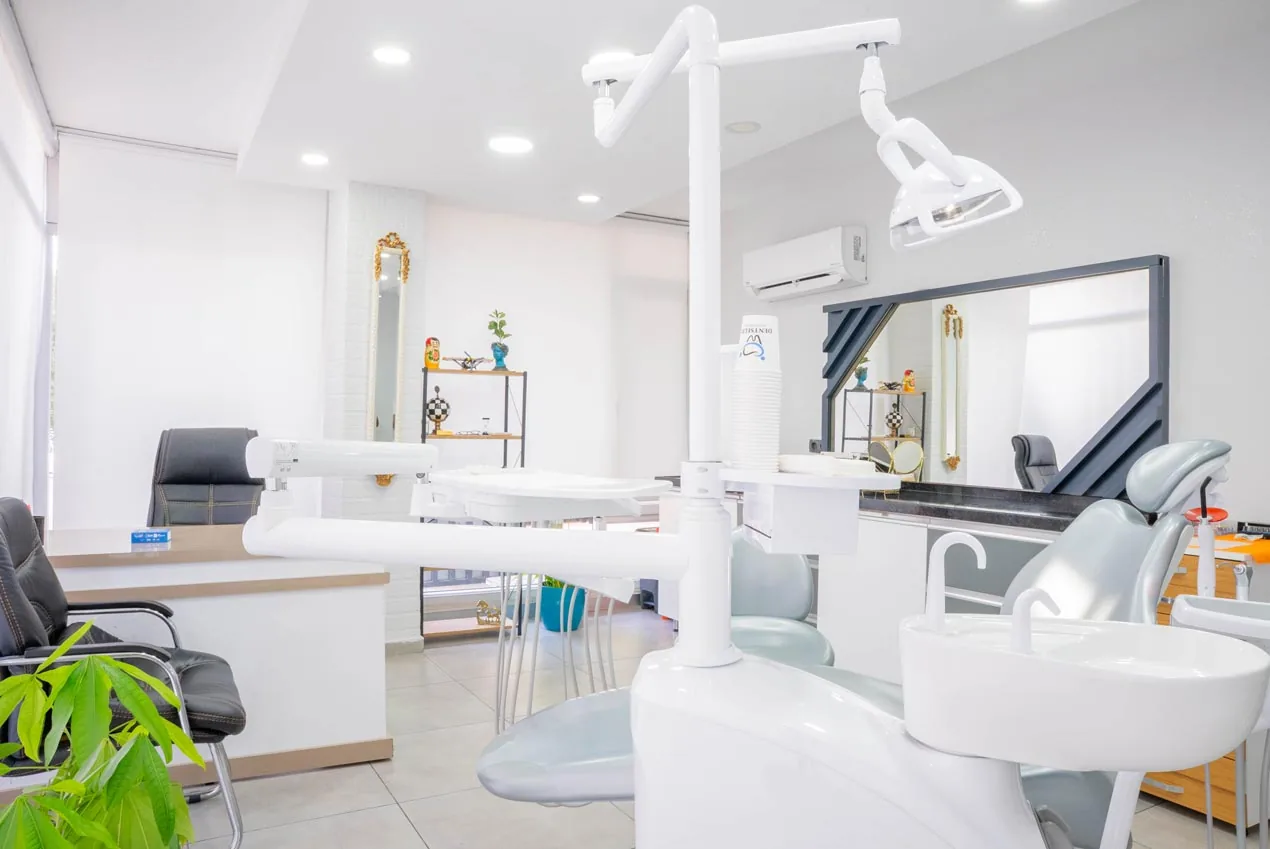 Dentselfy clinic interior photo 6